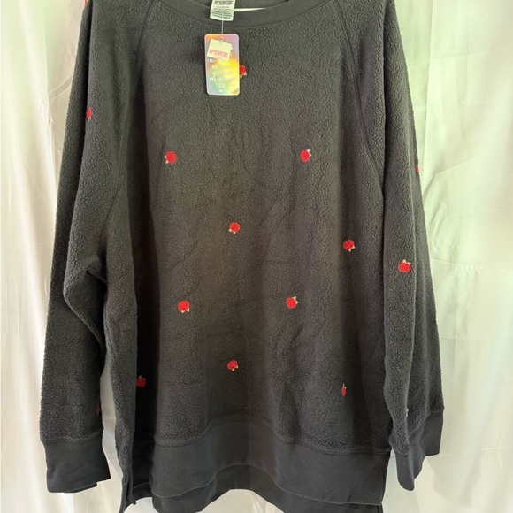 NWT Victoria’s Secret Black Sweater and Pants Set with Red Accents - Picture 5 of 9